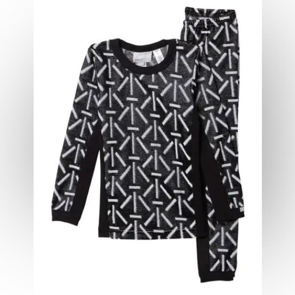 Coccoli Velour Pajama Set, 6